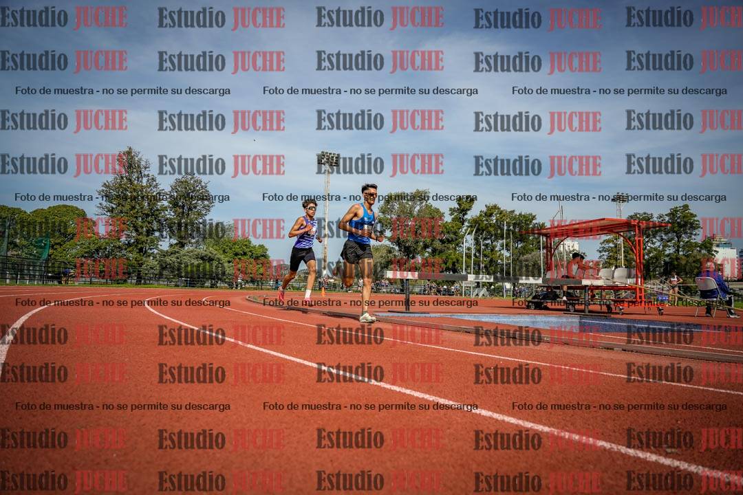 Fotos de los 3000 m llanos de varones