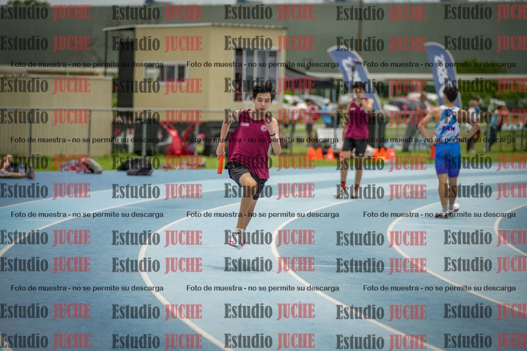 Fotos de las postas 4x200 m llanos de varones