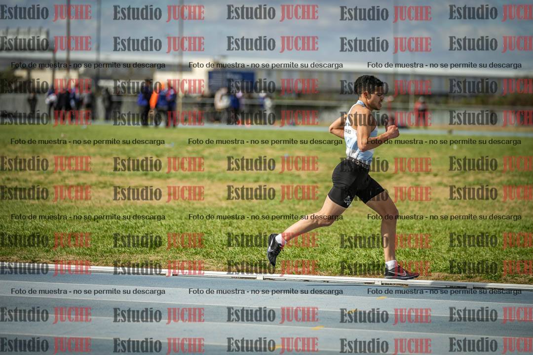 Fotos de los 5000 m llanos de varones