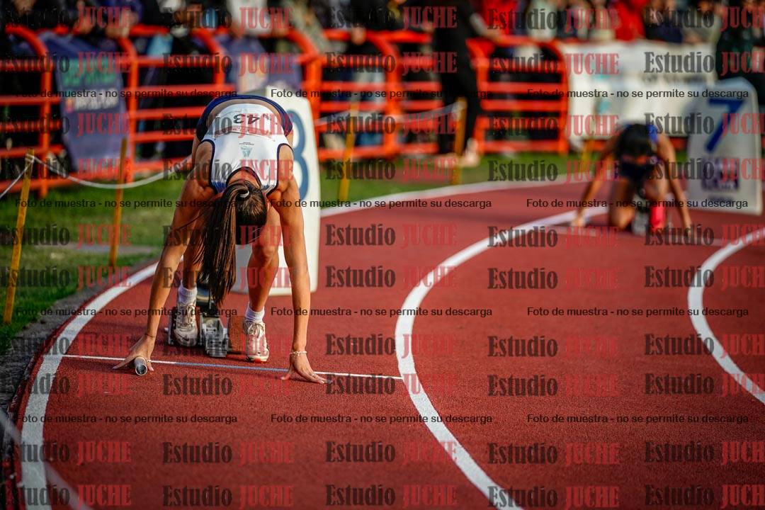 Fotos de los relevos 4x400 m de mujeres