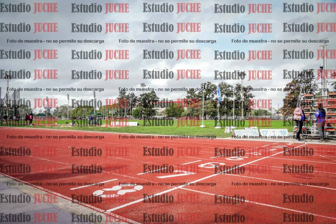 Fotos de los 400 m llanos de varones