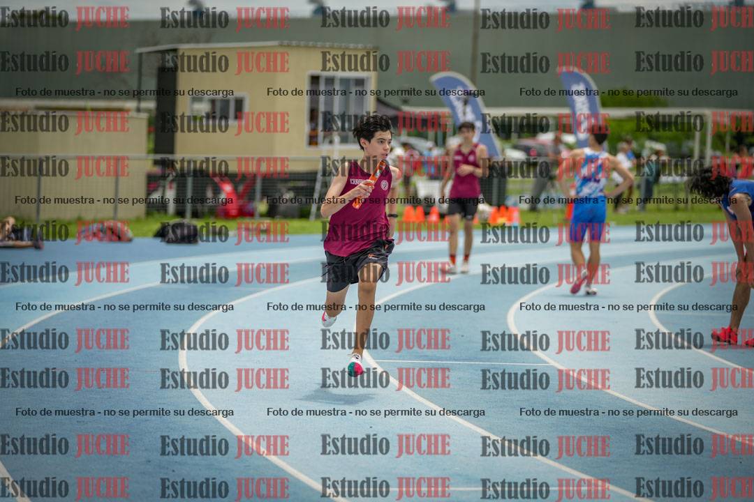 Fotos de las postas 4x200 m llanos de varones