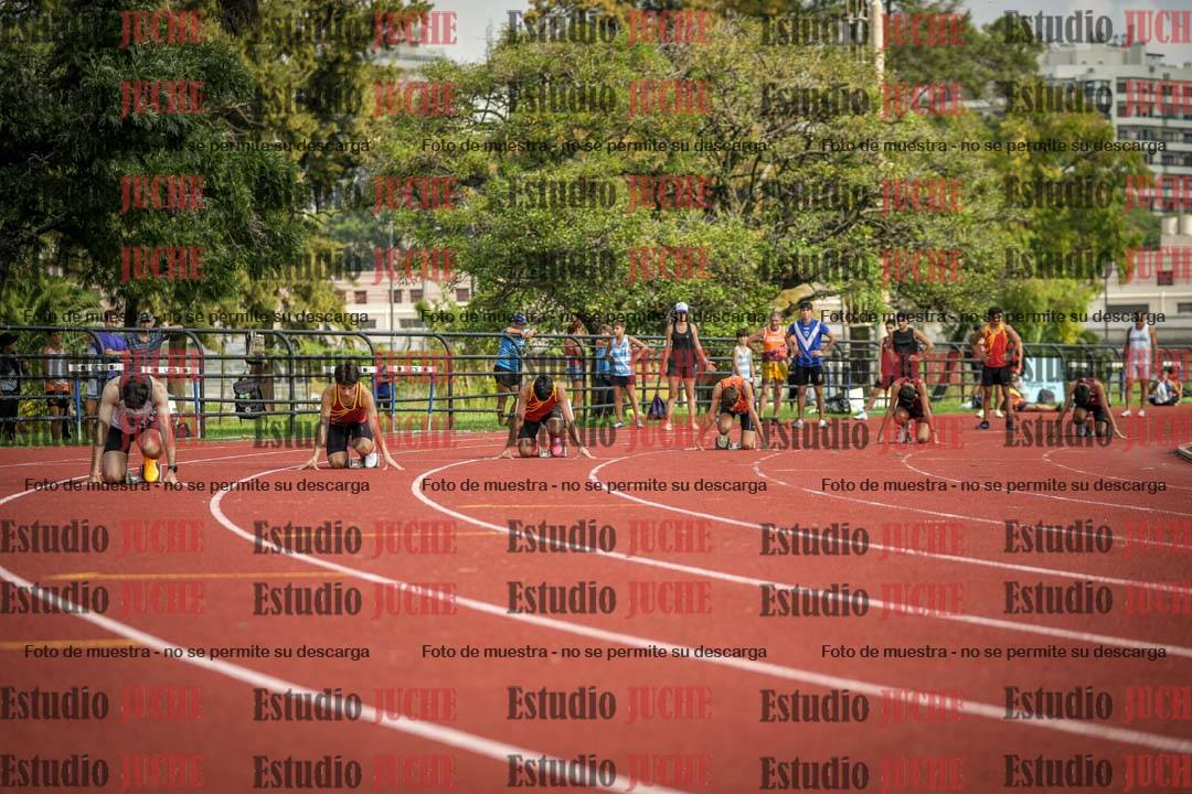 Fotos de los 200 m llanos de varones