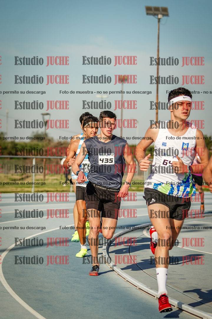 Fotos de los 1500 m llanos de varones