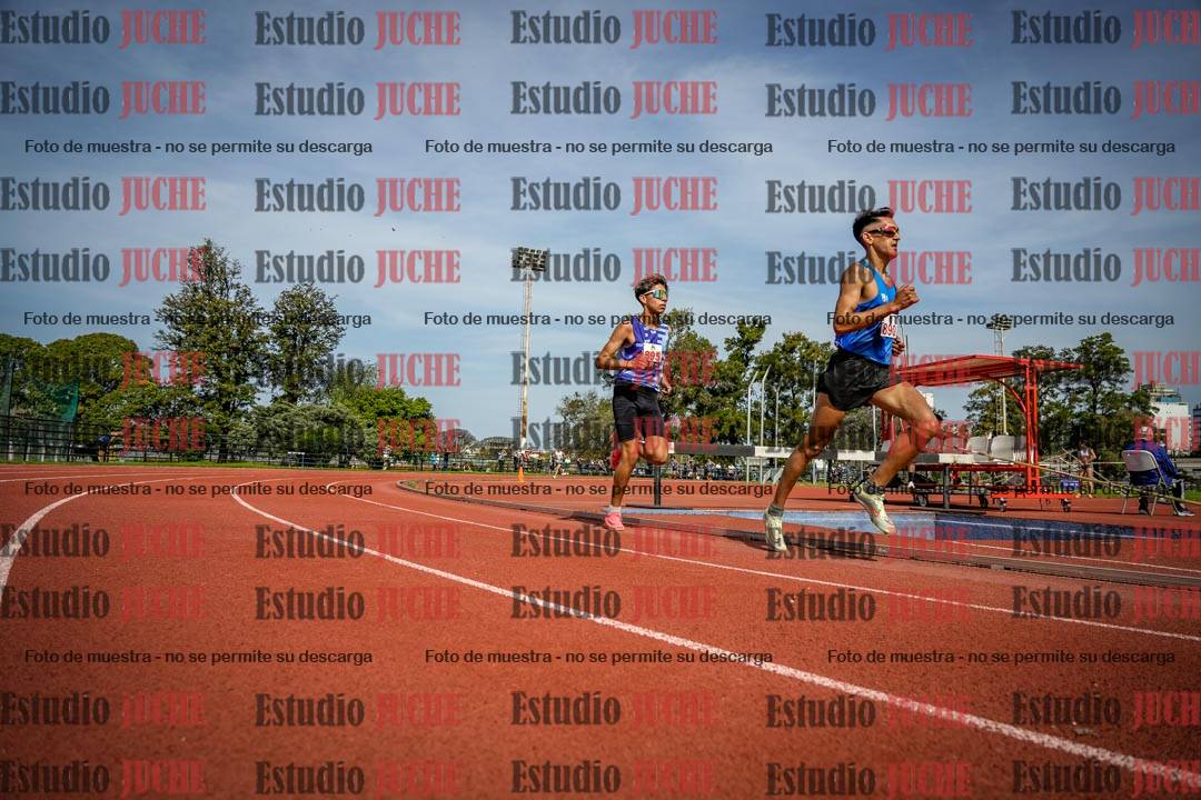 Fotos de los 3000 m llanos de varones