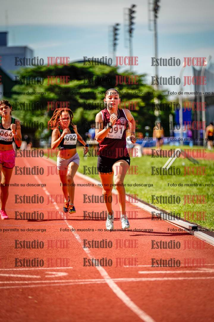 Fotos de los 600 m de mujeres