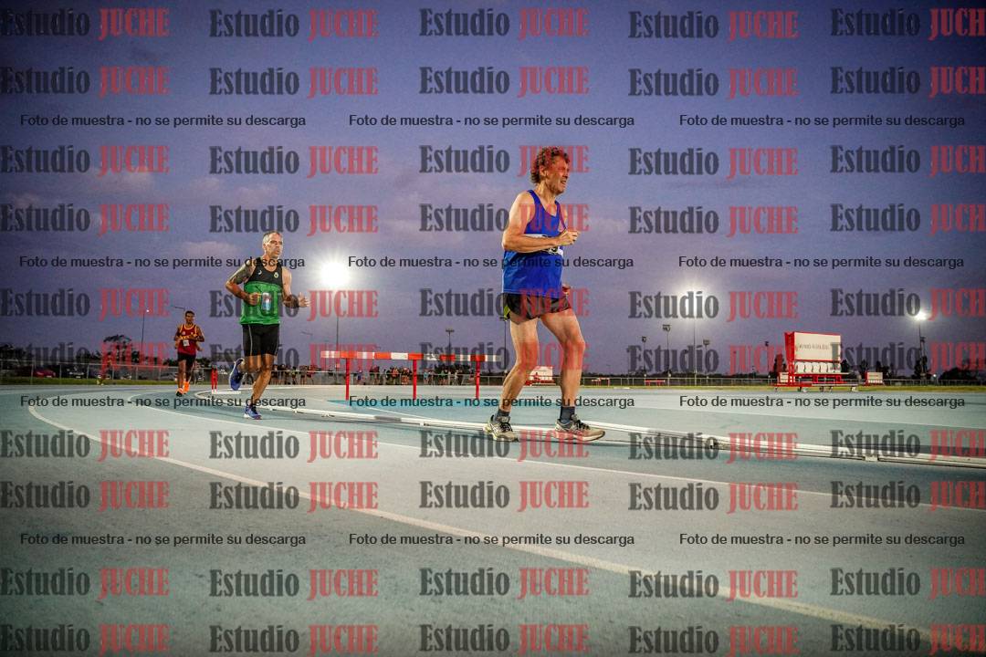 Fotos de los 3000 m llanos de varones