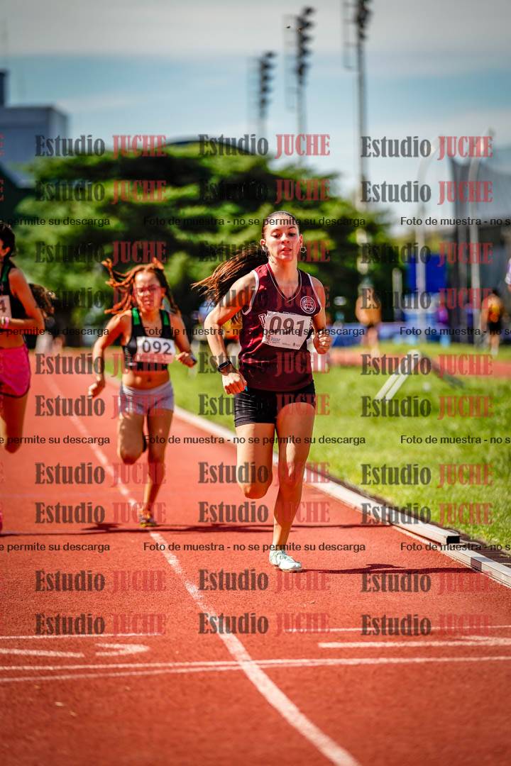 Fotos de los 600 m de mujeres
