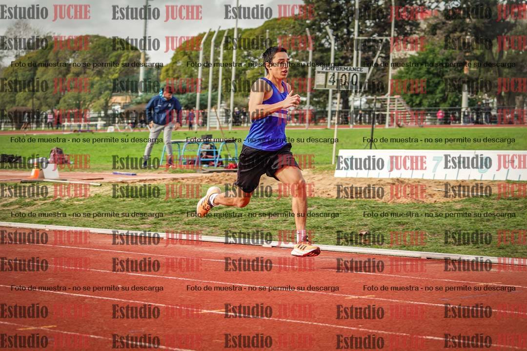Fotos de los 400 m llanos de varones