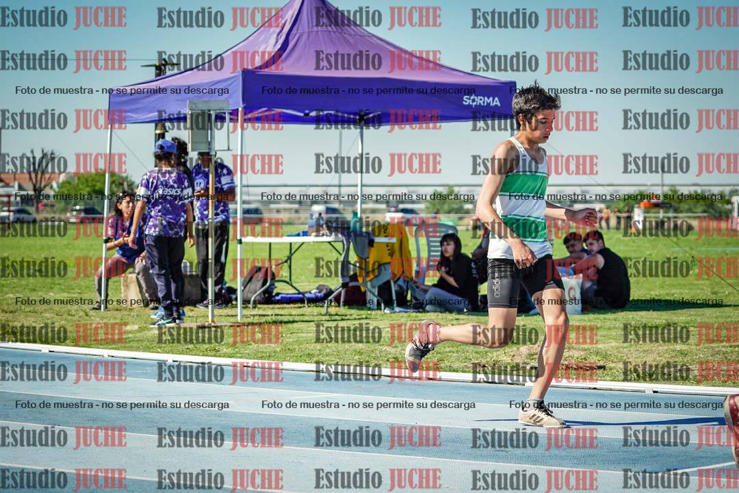 Fotos de los 150 m llanos de varones