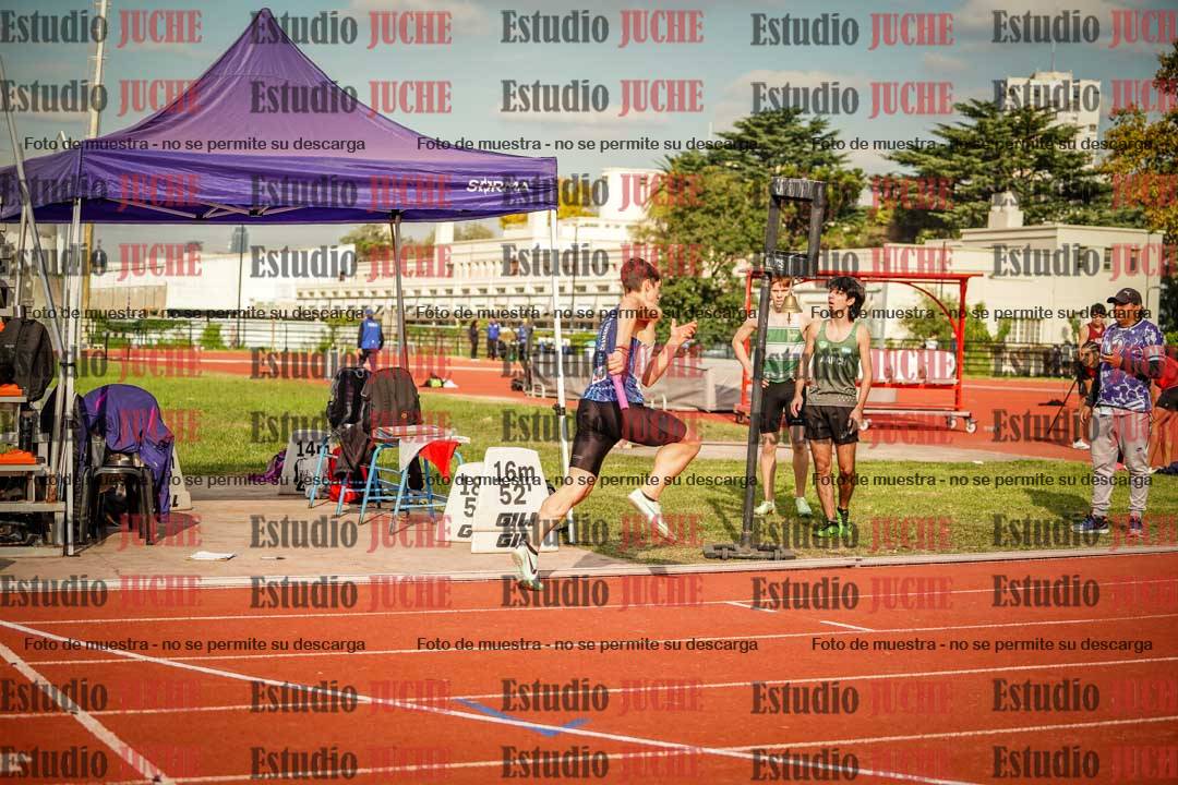 Fotos de las postas 4x400 m llanos de varones
