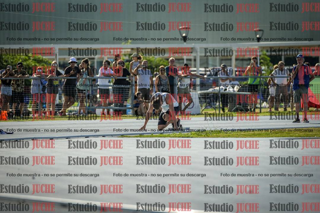 Fotos de los 400 m llanos de varones