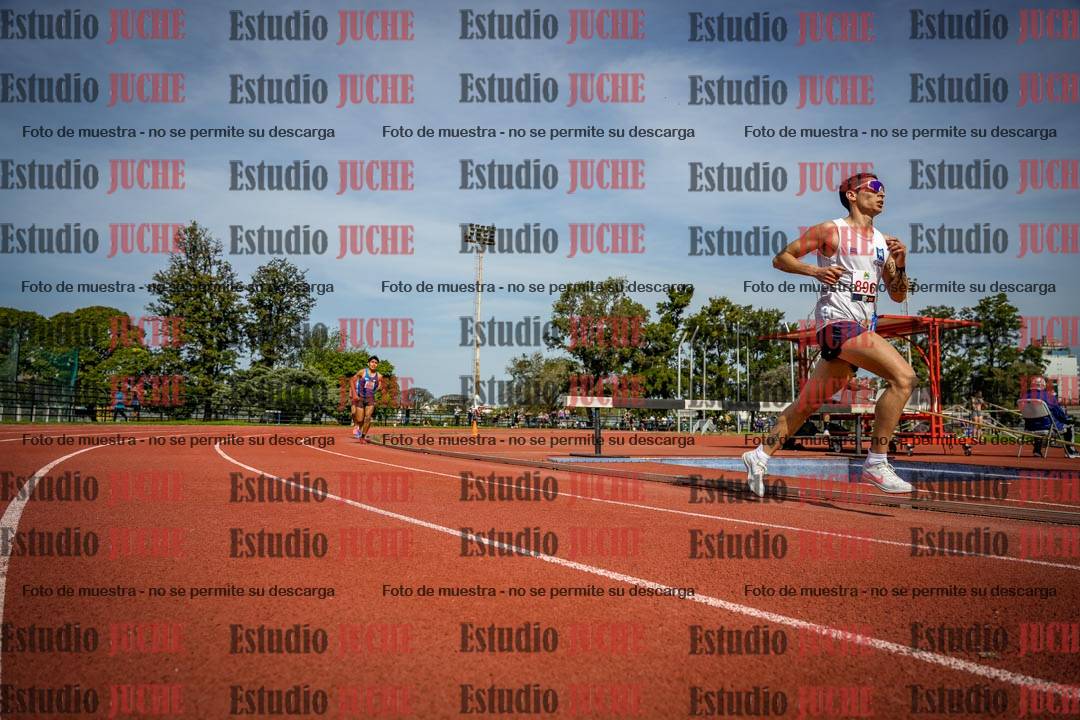 Fotos de los 3000 m llanos de varones