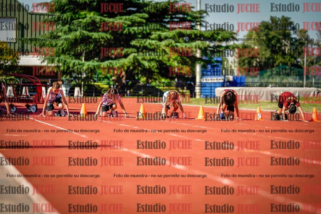 Fotos de los 50 m llanos de varones