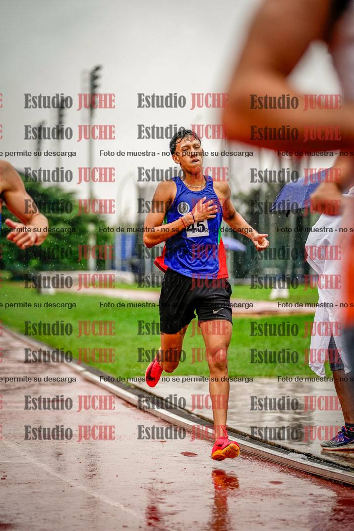 Fotos de los 800 m de varones