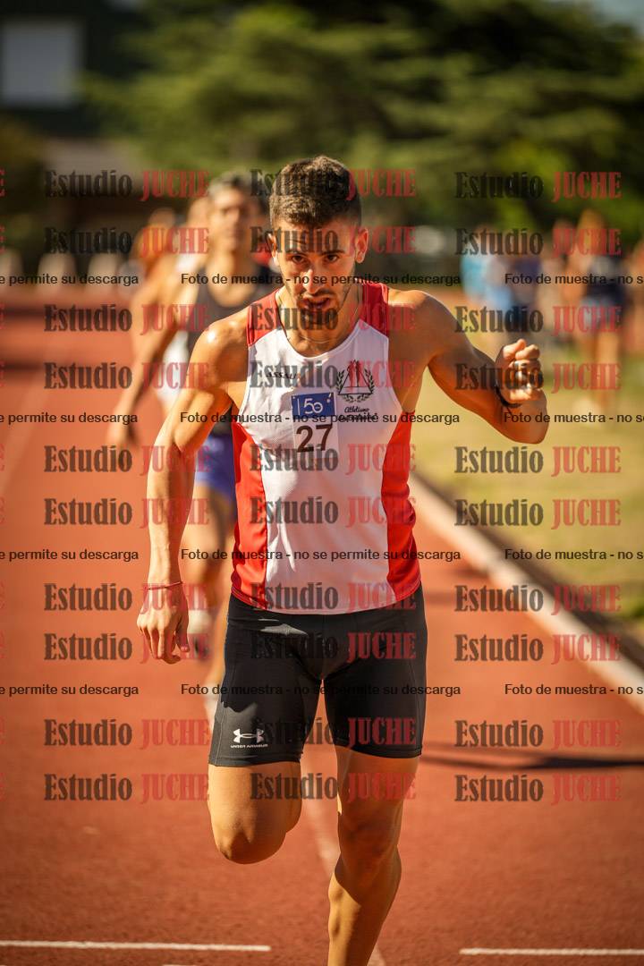 Fotos de los 800 m llanos de varones