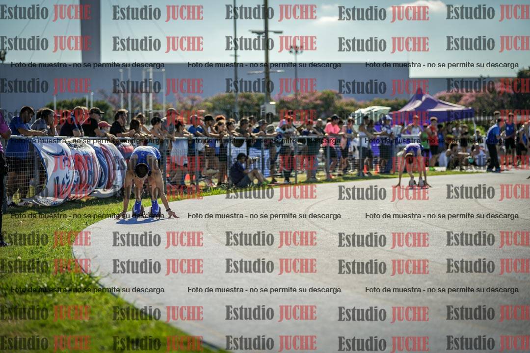 Fotos de los 400 m llanos de varones