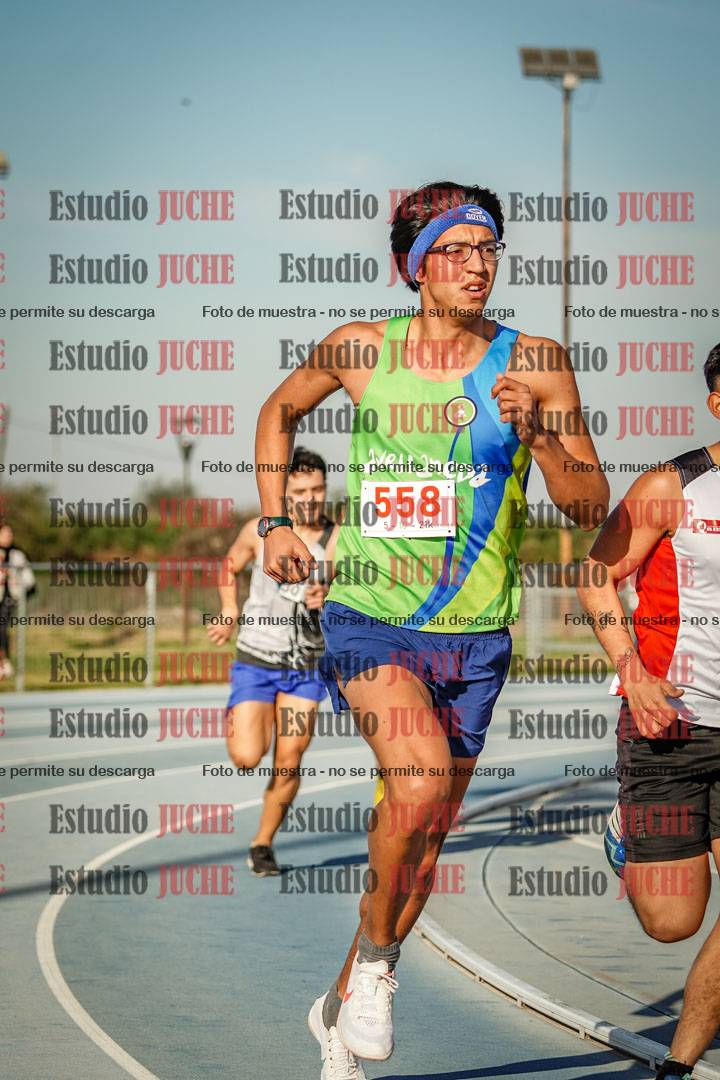 Fotos de los 1500 m llanos de varones