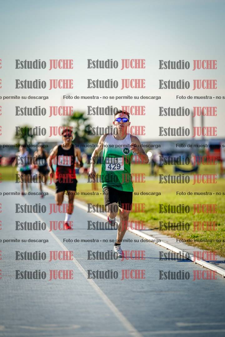 Fotos de los 1500 m llanos de varones