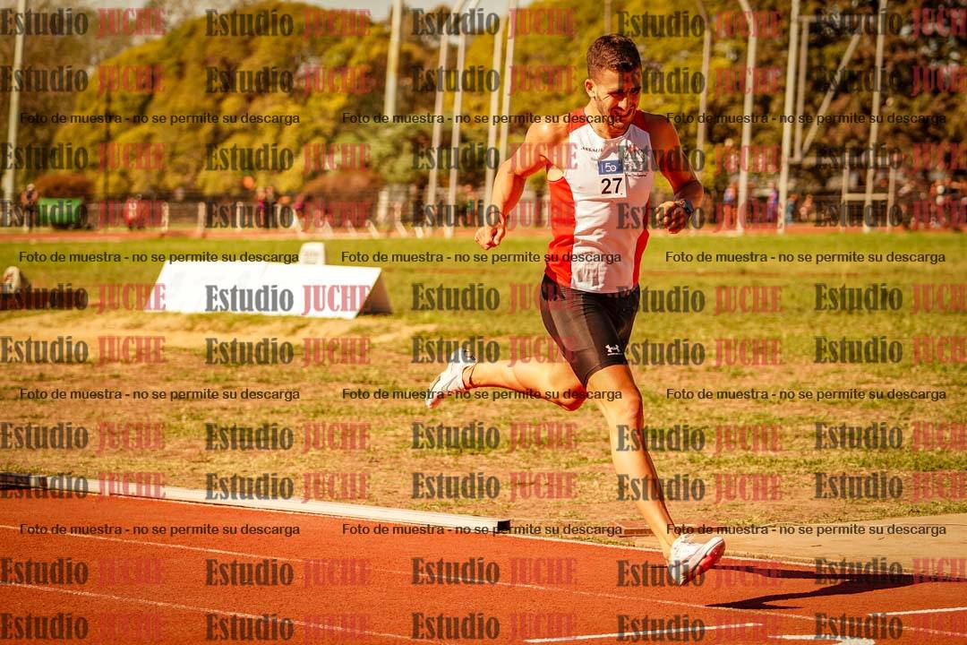 Fotos de los 800 m llanos de varones