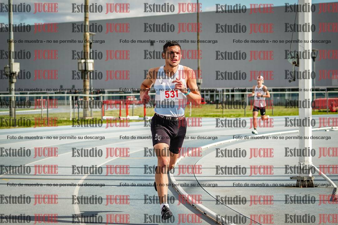 Fotos de los 5000 m llanos de varones