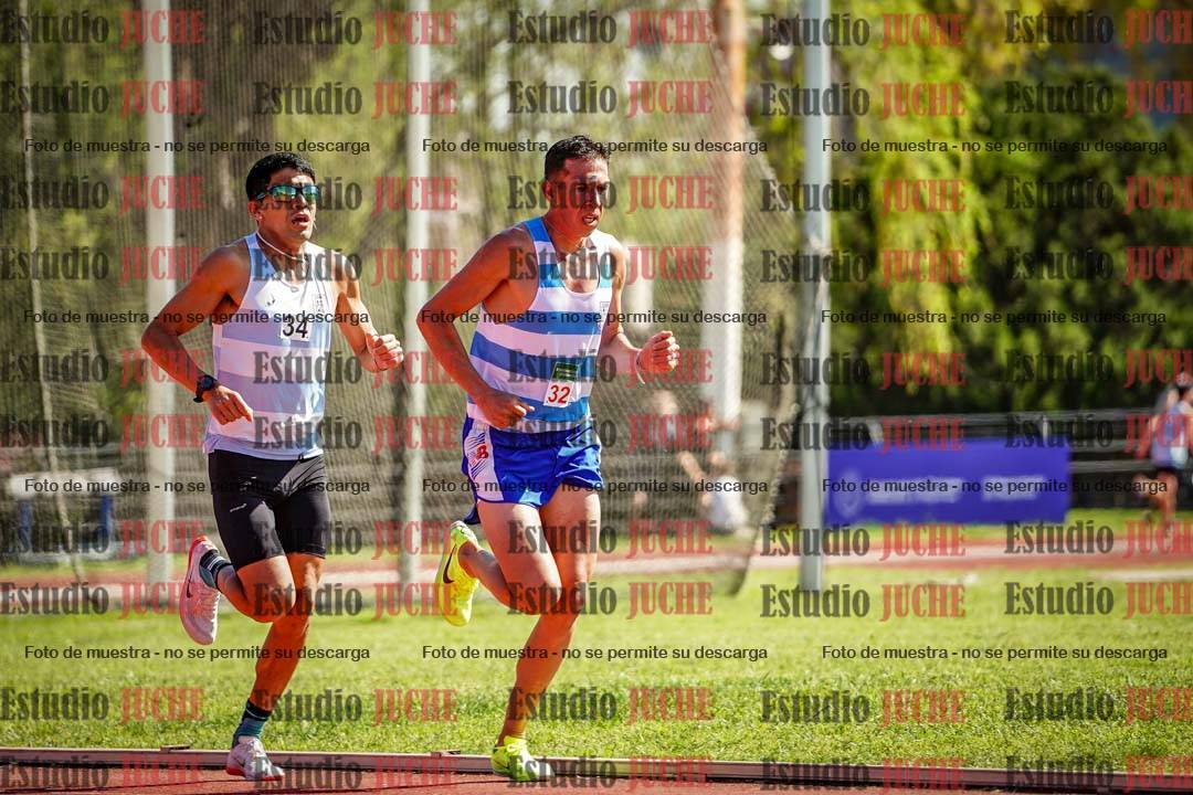 Fotos de los 5000 m llanos de mujeres y varones
