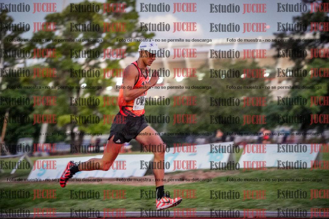 Fotos de los 1500 m llanos de varones