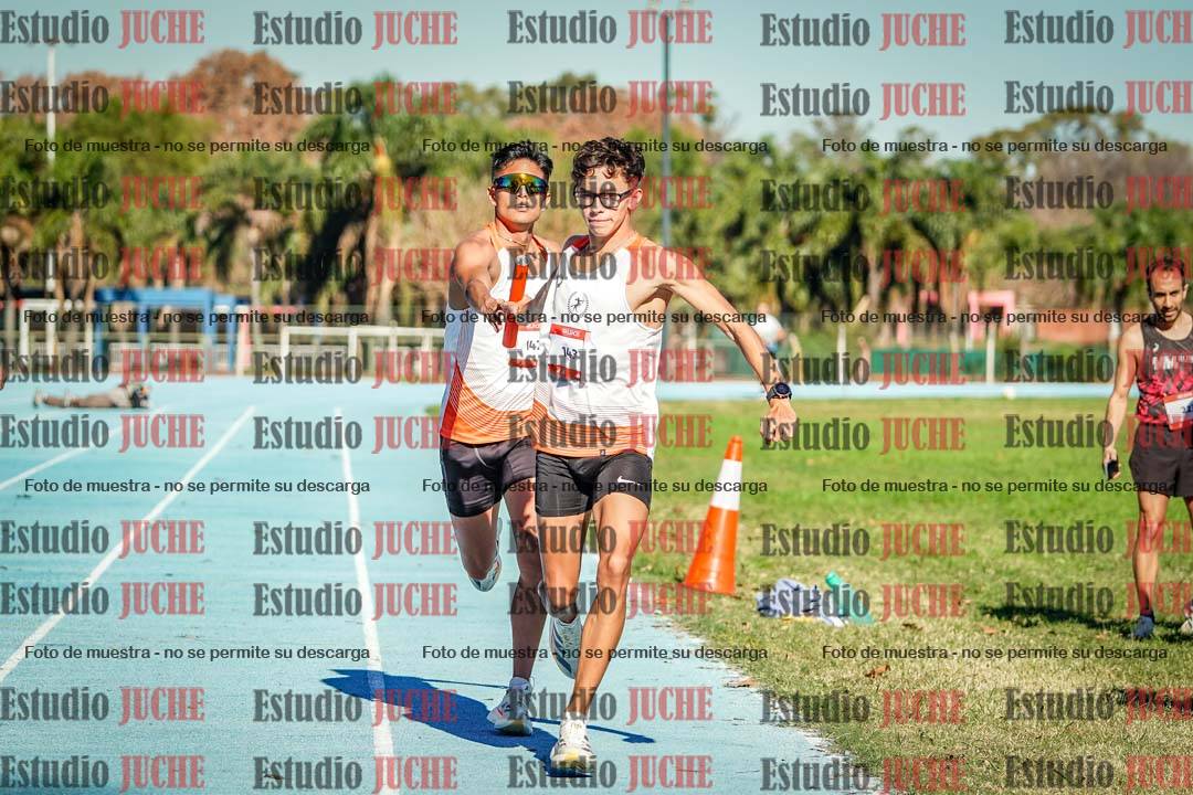 Fotos durante los relevos