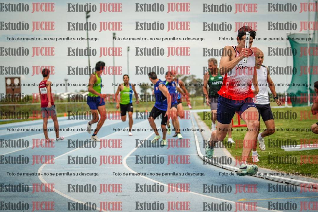 Fotos de las postas 4x200 m llanos de varones
