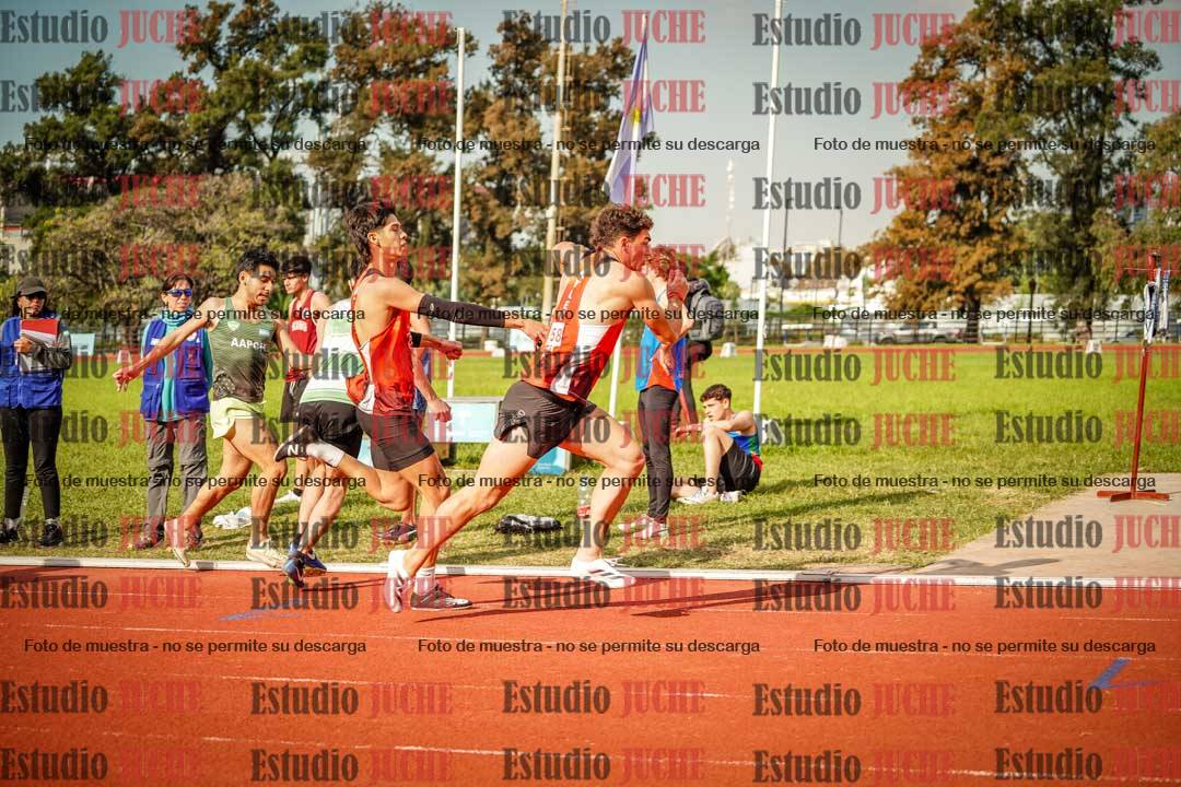 Fotos de las postas 4x400 m llanos de varones