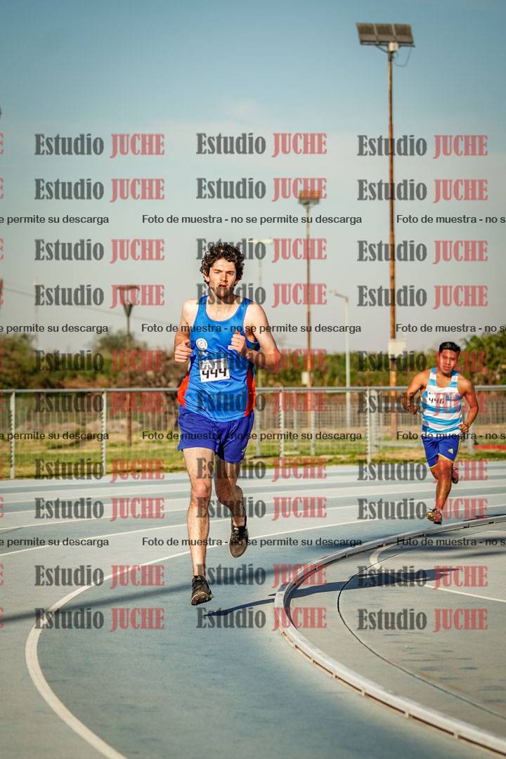Fotos de los 1500 m llanos de varones