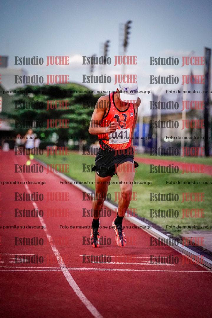 Fotos de los 1500 m llanos de varones