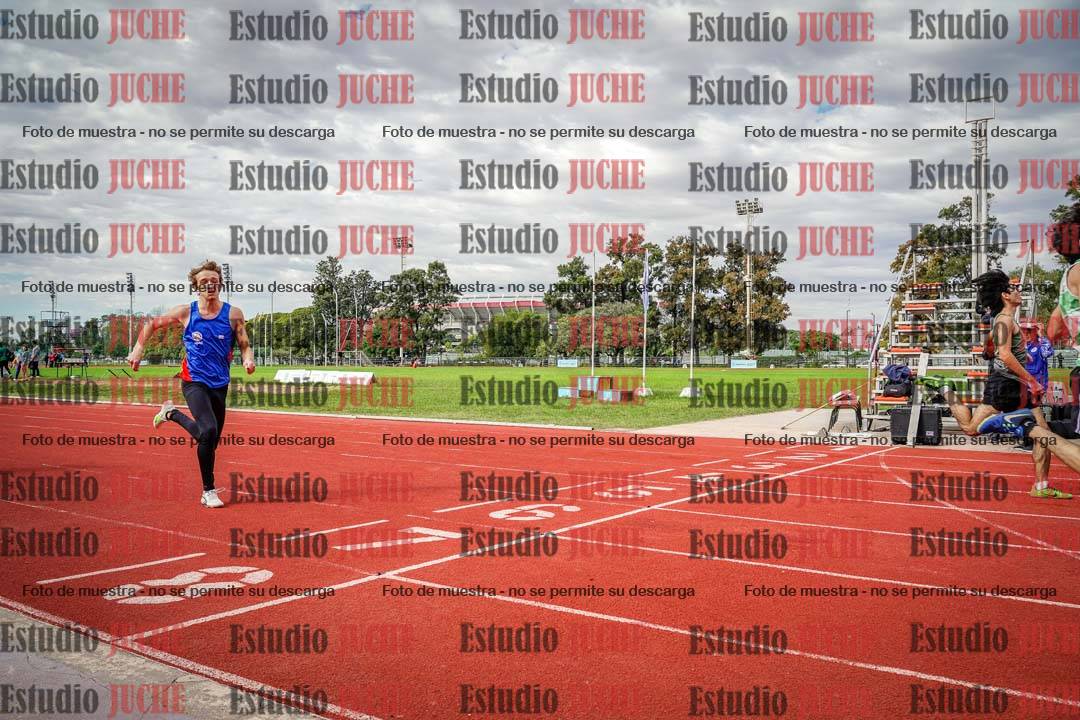 Fotos de los 400 m llanos de varones