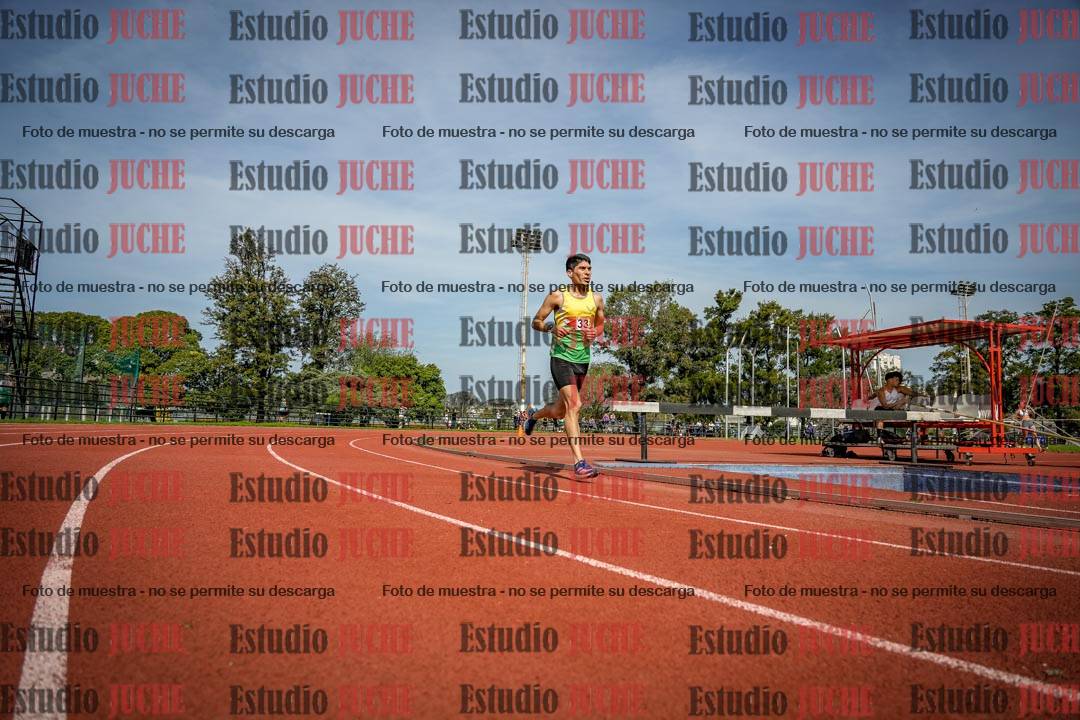 Fotos de los 3000 m llanos de varones