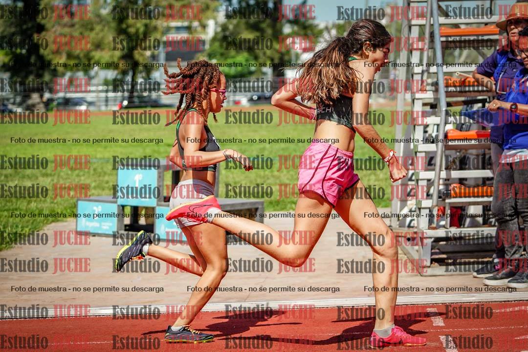 Fotos de los 600 m de mujeres