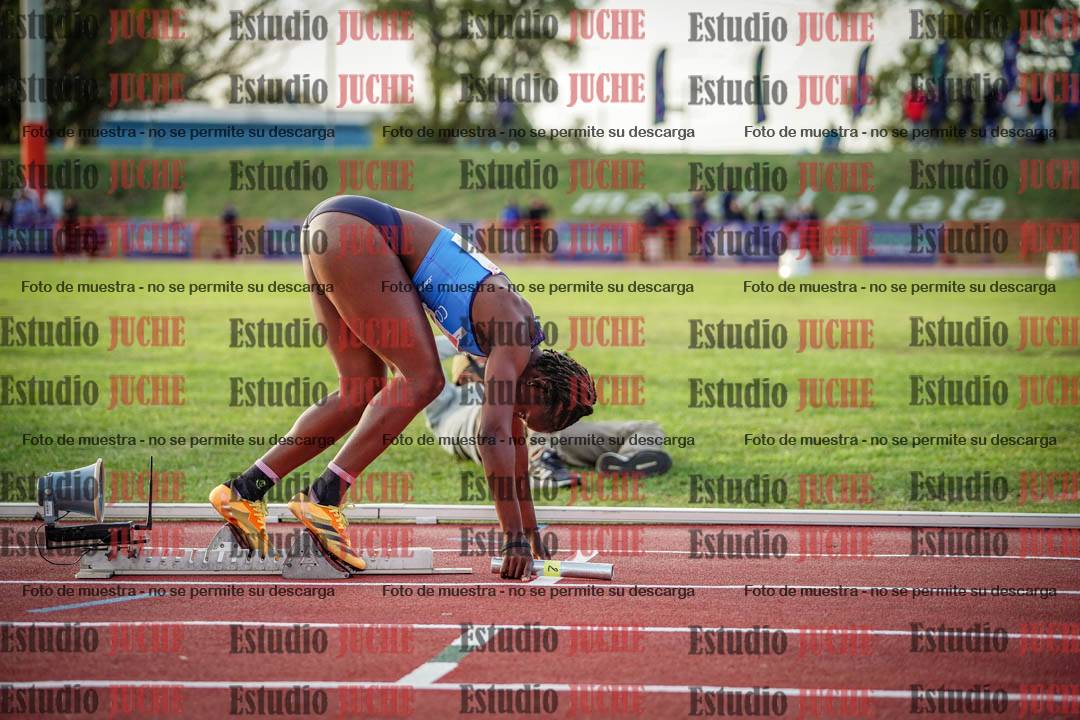 Fotos de los relevos 4x400 m de mujeres