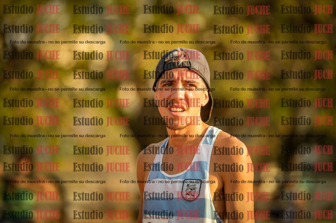 Fotos de los 5000 m llanos de mujeres y varones