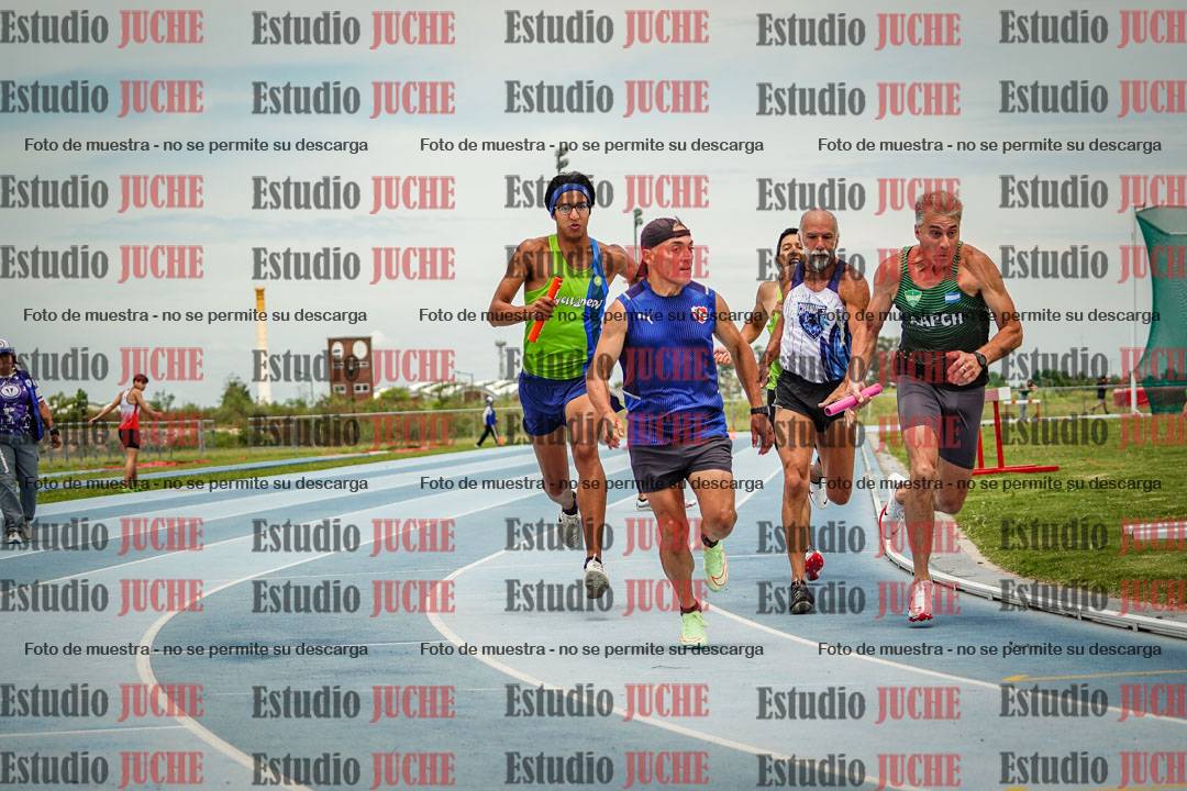 Fotos de las postas 4x200 m llanos de varones