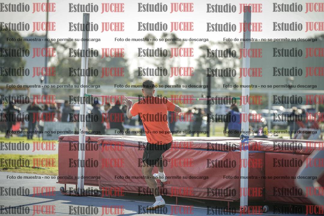 Fotos del salto en alto de varones - decatlón 4