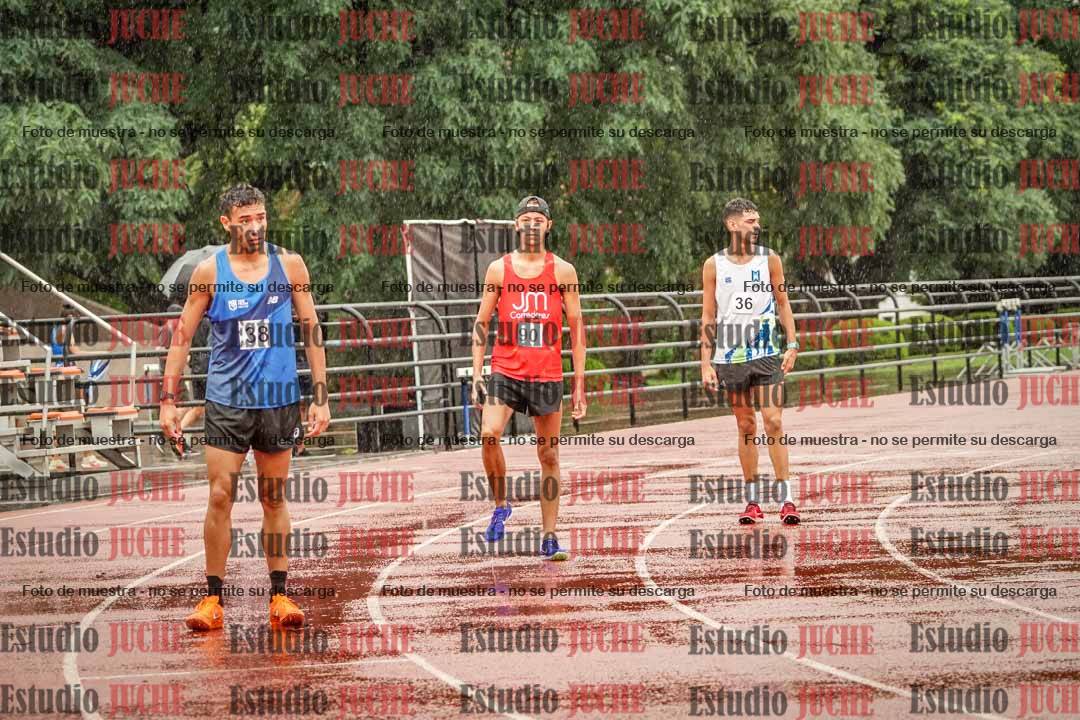 Fotos de los 800 m de varones