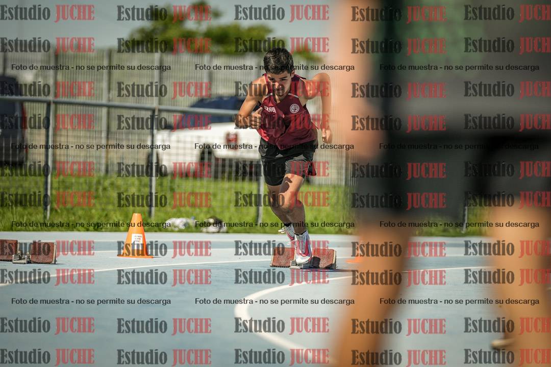 Fotos de los 150 m llanos de varones