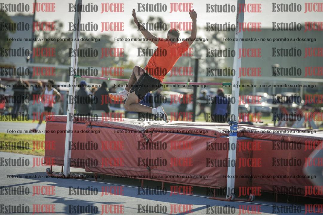 Fotos del salto en alto de varones - decatlón 4