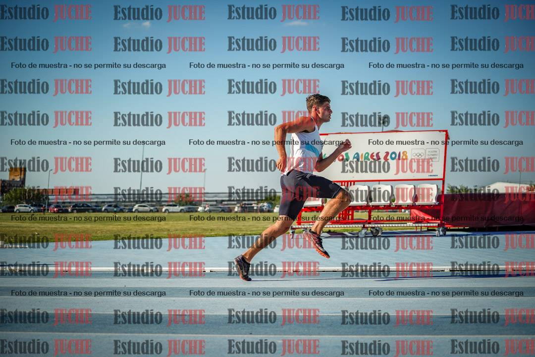 Fotos de los 400 m llanos de varones