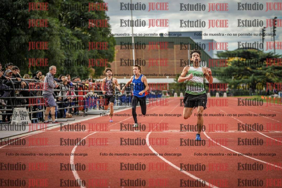 Fotos de los 400 m llanos de varones