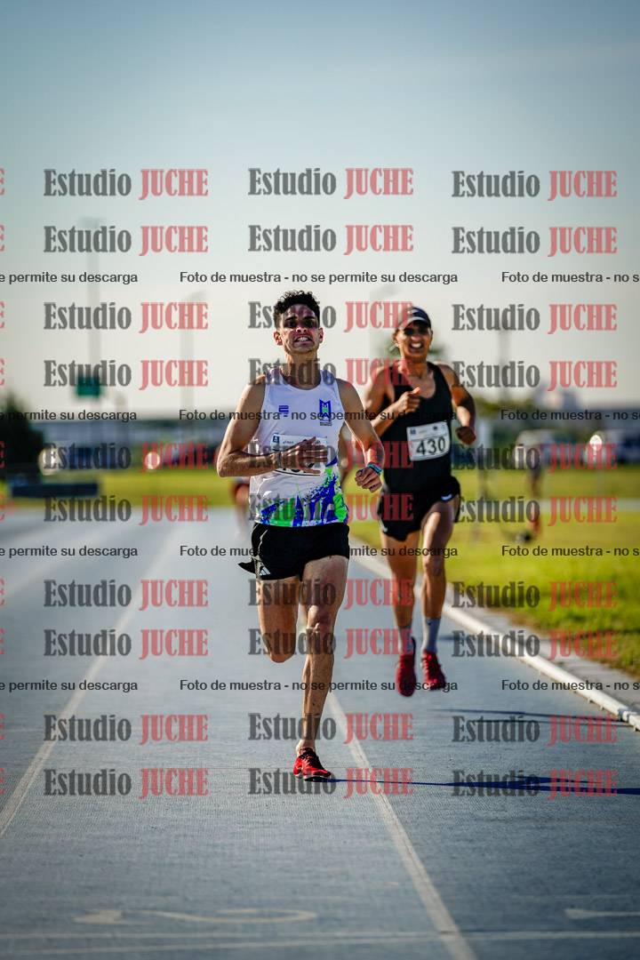 Fotos de los 1500 m llanos de varones