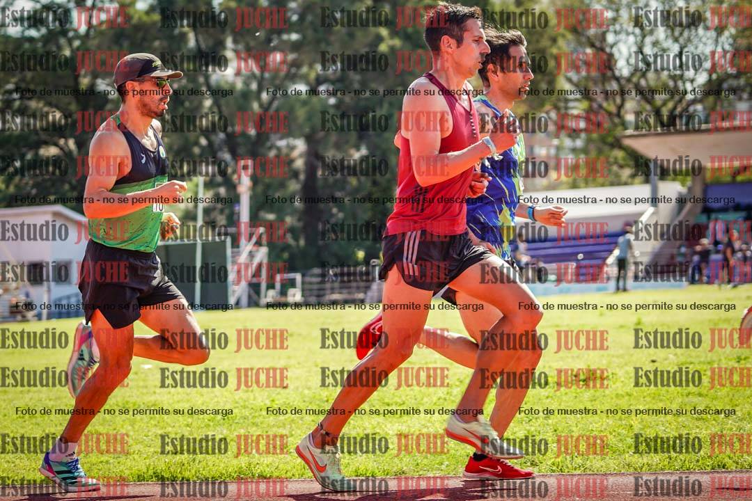 Fotos de los 5000 m llanos de mujeres y varones