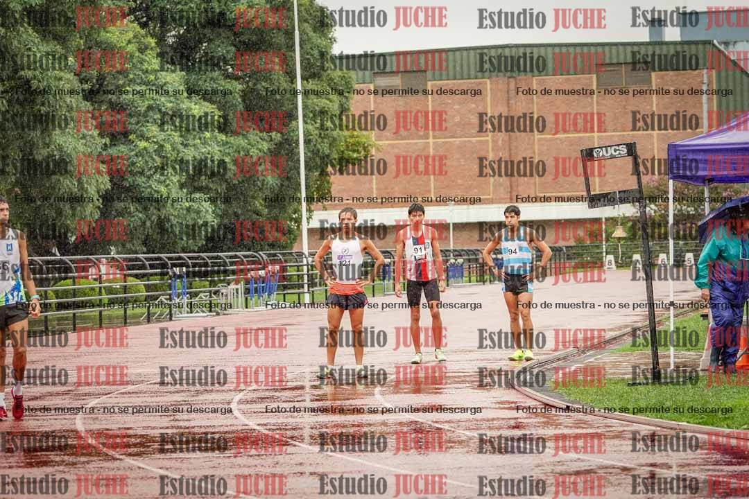 Fotos de los 800 m de varones