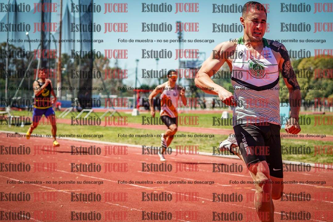 Fotos de los 400 m llanos de varones