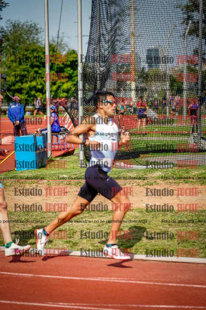 Fotos de los 3000 m llanos de varones