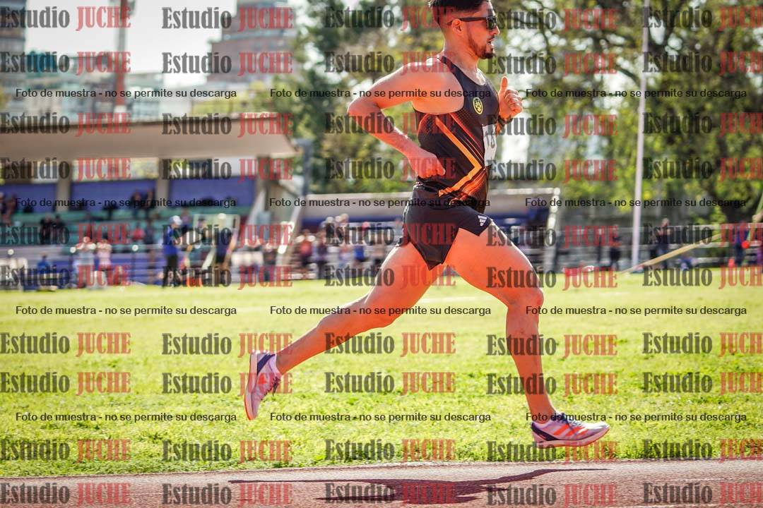 Fotos de los 5000 m llanos de mujeres y varones